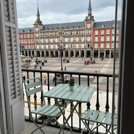 Plaza Mayor Madrid Kültér fotó